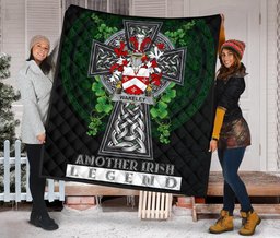 ScotsTee Shop Irish Wakeley Coat of Arms Family Crest Ireland Quilt Ireland Legend Quilt