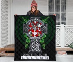 ScotsTee Shop Irish Shortall Coat of Arms Family Crest Ireland Quilt Ireland Legend Quilt