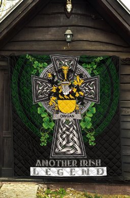 ScotsTee Shop Irish Owgan Coat of Arms Family Crest Ireland Quilt Ireland Legend Quilt