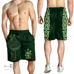 ScotsTee Shop Irish Connor or O'Connor (Corcomroe) Coat of Arms Irish Mens Short Irish Cross with Celtic Knot and Claddagh Ring