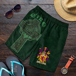 ScotsTee Shop Irish Lacy or De Lacy Coat of Arms Irish Mens Short Irish Cross with Celtic Knot and Claddagh Ring