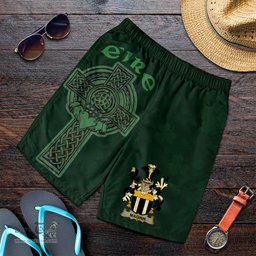 ScotsTee Shop Irish Maginn or Ginn Coat of Arms Irish Mens Short Irish Cross with Celtic Knot and Claddagh Ring