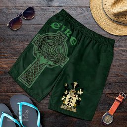 ScotsTee Shop Irish Lovett Coat of Arms Irish Mens Short Irish Cross with Celtic Knot and Claddagh Ring