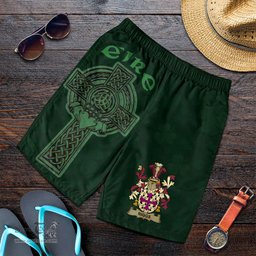 ScotsTee Shop Irish Riggs Coat of Arms Irish Mens Short Irish Cross with Celtic Knot and Claddagh Ring