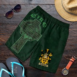 ScotsTee Shop Irish Mortimer Coat of Arms Irish Mens Short Irish Cross with Celtic Knot and Claddagh Ring
