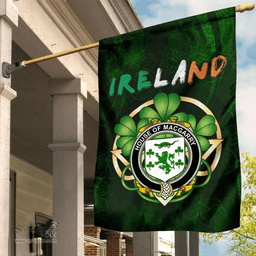 ScotsTee Shop Irish House of MACGARRY Coat of Arms Irish Pride Garden Flag Irish Shamrock Flag