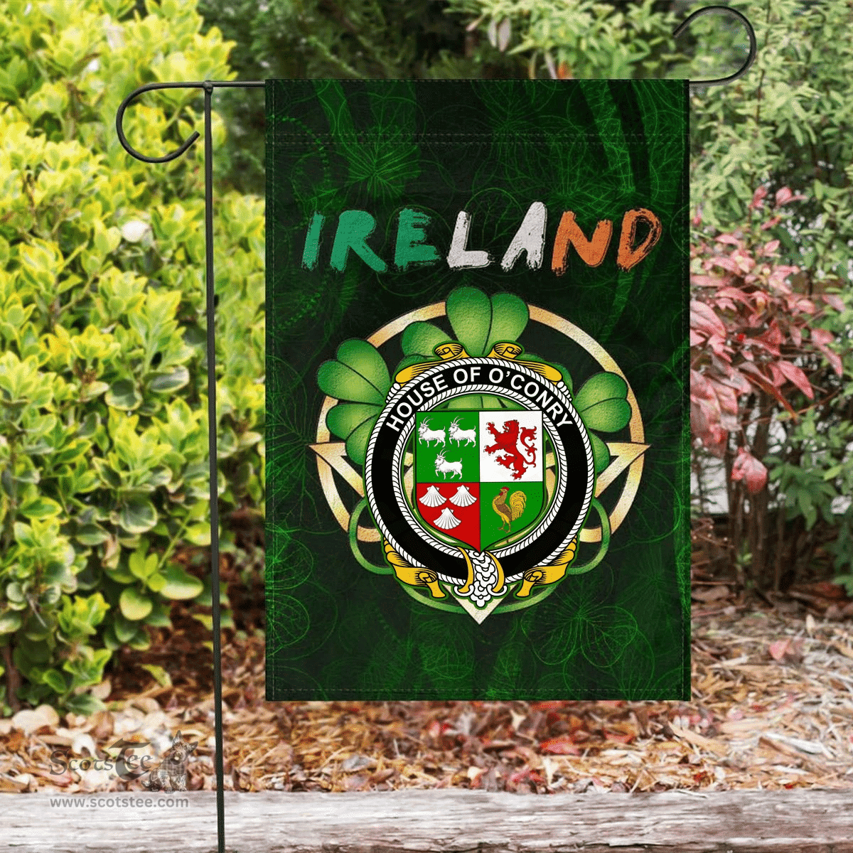 ScotsTee Shop Irish House of O'CONRY Coat of Arms Irish Pride Garden Flag Irish Shamrock Flag