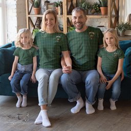 ScotsTee Shop Scottish Gayre Dress Clan Crest Tartan T Shirt for Family Tartan Matching Family T Shirts