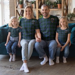 ScotsTee Shop Scottish Forsyth Clan Crest Tartan T Shirt for Family Tartan Matching Family T Shirts