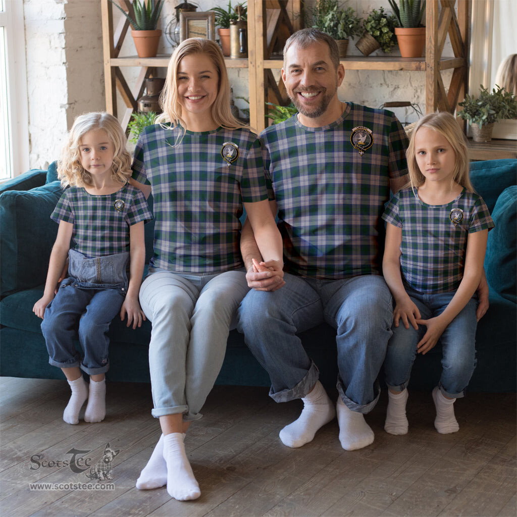 ScotsTee Shop Scottish Lindsay Dress Clan Crest Tartan T Shirt for Family Tartan Matching Family T Shirts
