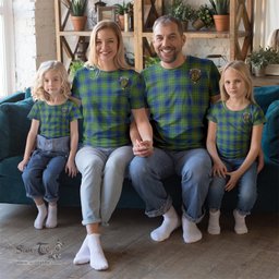 ScotsTee Shop Scottish Johnstone-Johnston Ancient Clan Crest Tartan T Shirt for Family Tartan Matching Family T Shirts