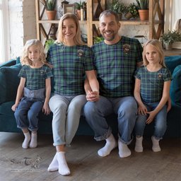 ScotsTee Shop Scottish MacDonald of the Isles Hunting Ancient Clan Crest Tartan T Shirt for Family Tartan Matching Family T Shirts
