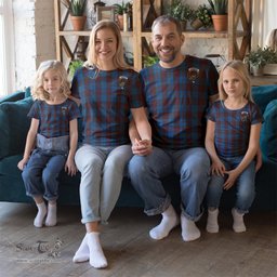 ScotsTee Shop Scottish Cameron Hunting Clan Crest Tartan T Shirt for Family Tartan Matching Family T Shirts