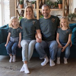 ScotsTee Shop Scottish Melville Clan Crest Tartan T Shirt for Family Tartan Matching Family T Shirts