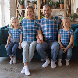 ScotsTee Shop Scottish Roberton Clan Crest Tartan T Shirt for Family Tartan Matching Family T Shirts