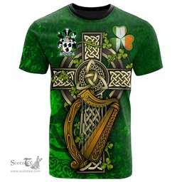 ScotsTee Shop Irish Cantelow e Coat of Arms Irish Family Crest T Shirt Irish Shamrock Celtic Cross and Harp T Shirt