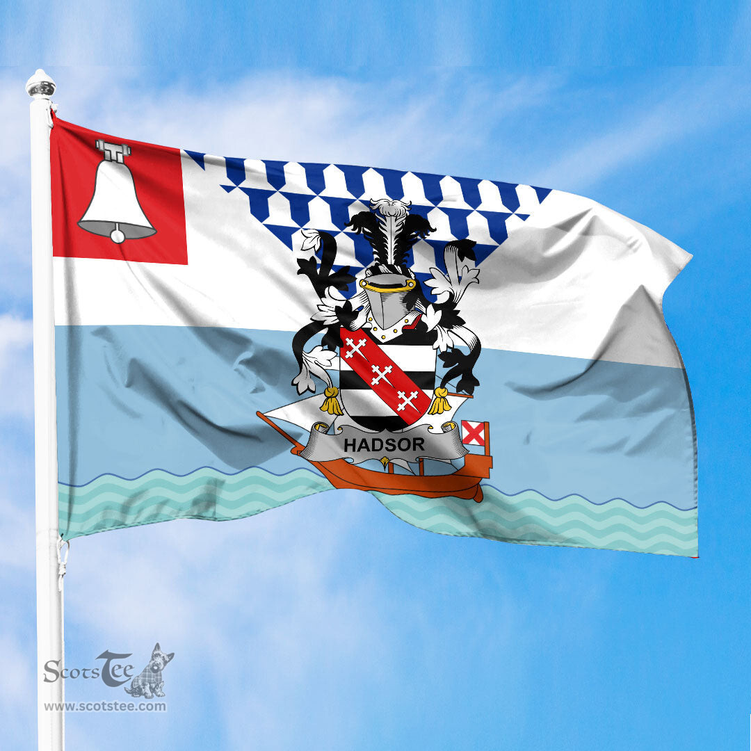 ScotsTee Shop Irish Hadsor Coat of Arms Irish Family Crest Flag of Belfast Flag