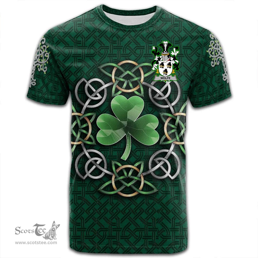 ScotsTee Shop Irish Wolfe Coat of Arms Irish Crest T Shirt Irish Shamrock with Celtic Knot T Shirt