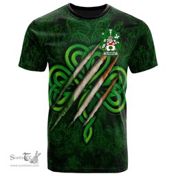 ScotsTee Shop Irish Flannery or O Flannery Coat of Arms Irish T Shirt Irish In Me Shamrock Scratch