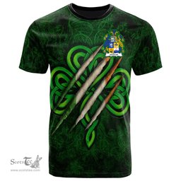 ScotsTee Shop Irish McGrail Coat of Arms Irish T Shirt Irish In Me Shamrock Scratch