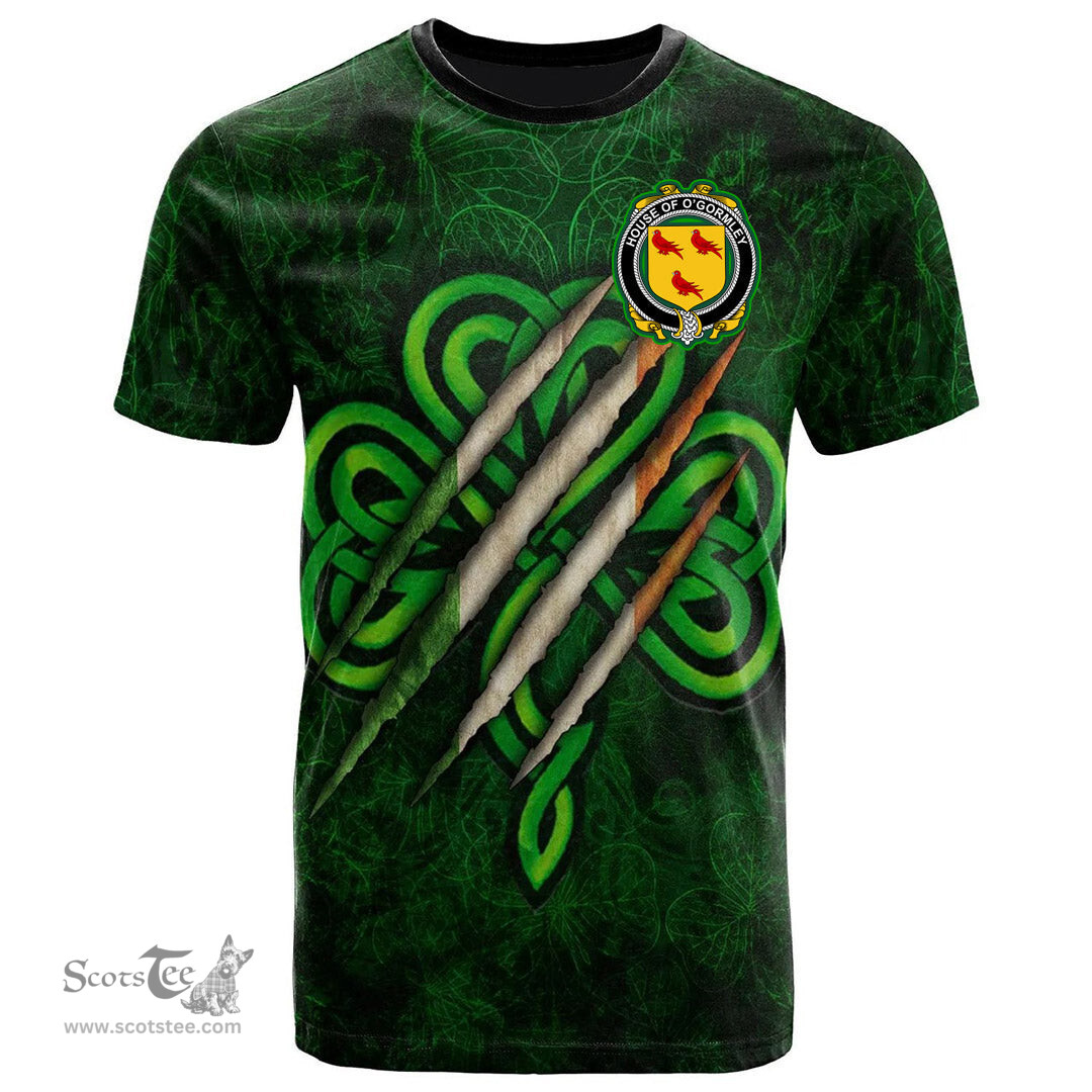 ScotsTee Shop Irish House of O GORMLEY Coat of Arms Irish T Shirt Irish In Me Shamrock Scratch