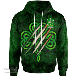 ScotsTee Shop Irish Connor or O'Connor (Corcomroe) Coat of Arms Irish Hoodie Irish In Me Shamrock Scratch