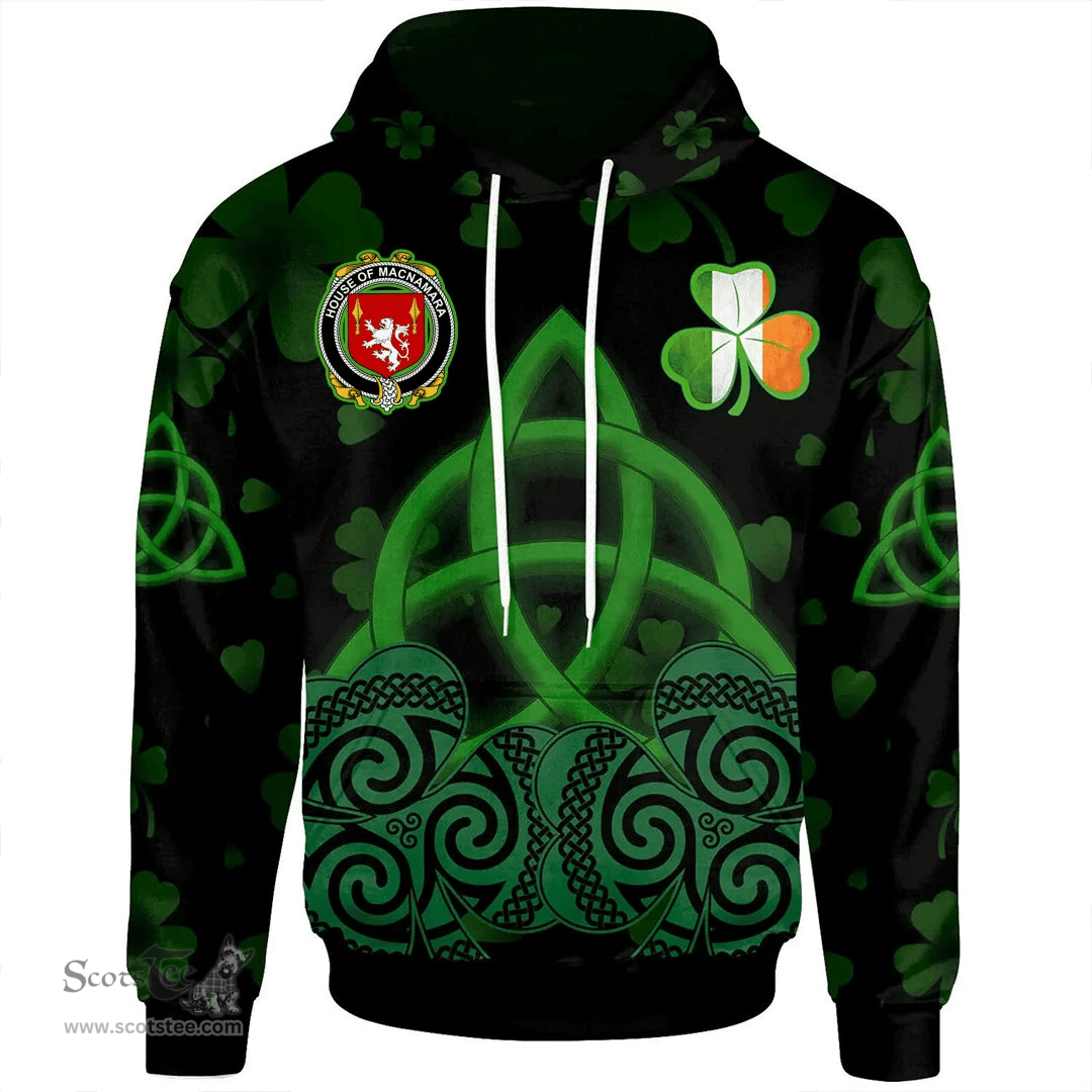 ScotsTee Shop Irish House of MACNAMARA Coat of Arms Irish Hoodie Celtic Knot And Shamrock Black Pattern
