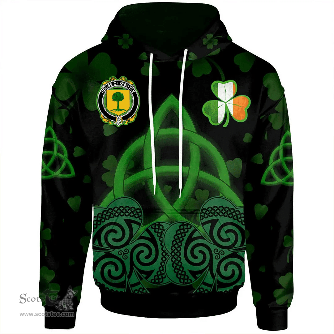 ScotsTee Shop Irish House of O'BOYLE Coat of Arms Irish Hoodie Celtic Knot And Shamrock Black Pattern