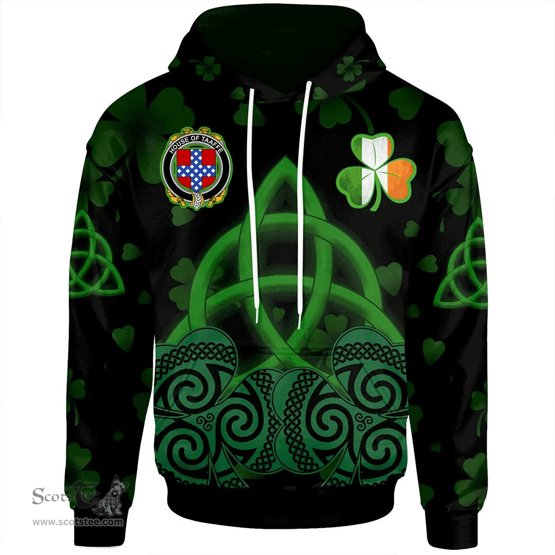 ScotsTee Shop Irish House of TAAFFE Coat of Arms Irish Hoodie Celtic Knot And Shamrock Black Pattern
