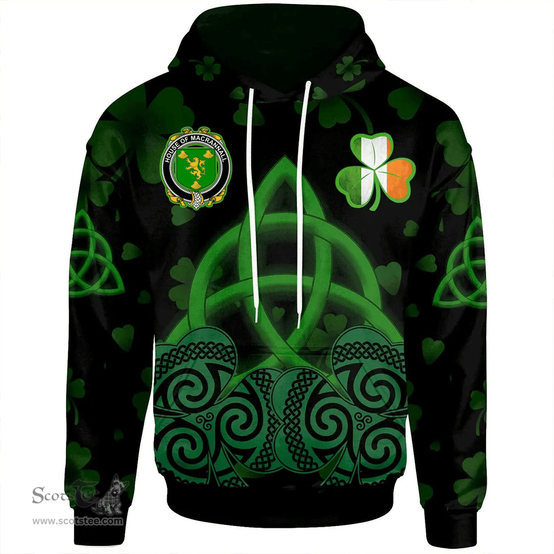 ScotsTee Shop Irish House of MACRANNALL (REYNOLDS) Coat of Arms Irish Hoodie Celtic Knot And Shamrock Black Pattern