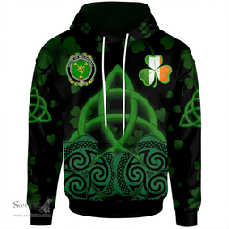 ScotsTee Shop Irish House of MACRANNALL (REYNOLDS) Coat of Arms Irish Hoodie Celtic Knot And Shamrock Black Pattern