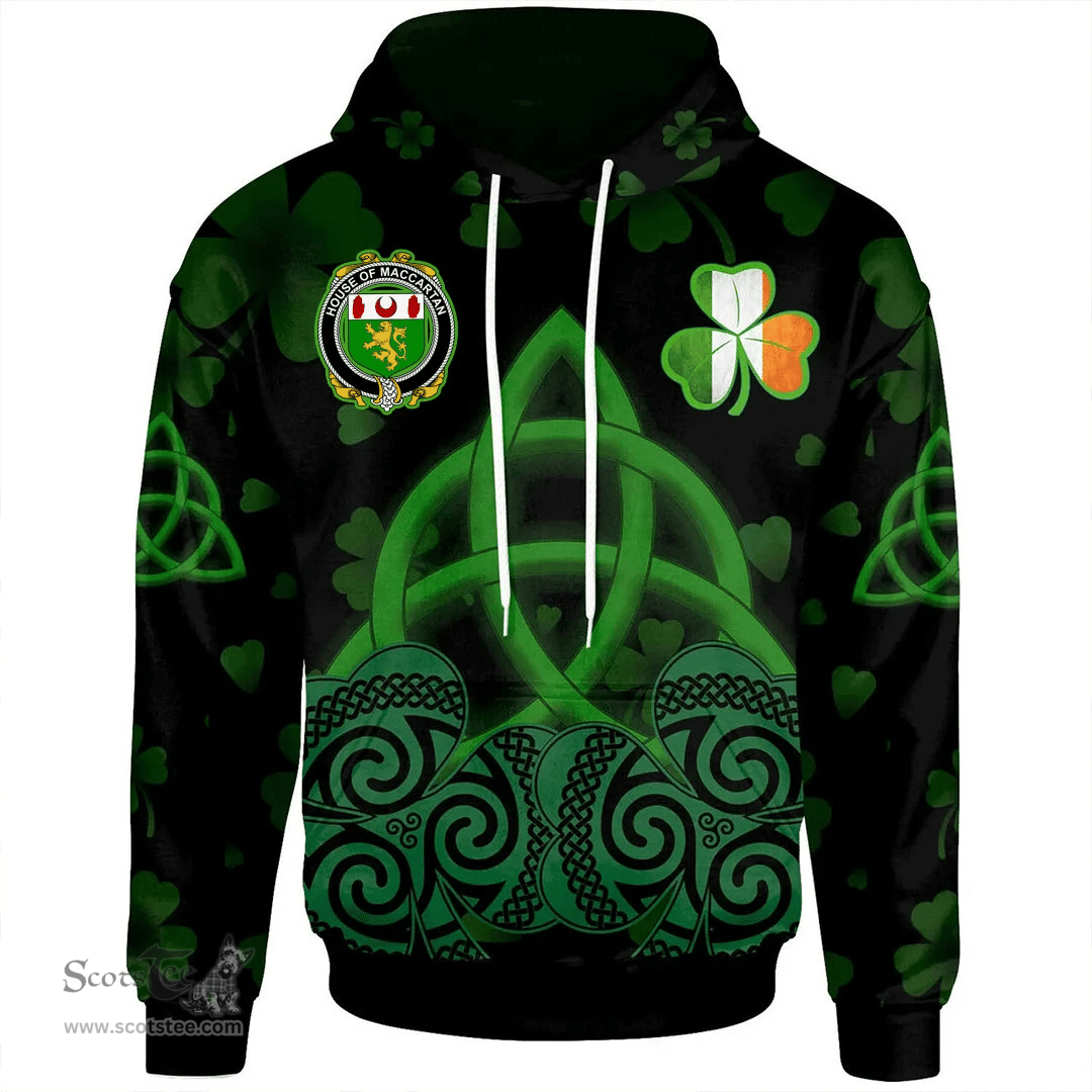 ScotsTee Shop Irish House of MACCARTAN Coat of Arms Irish Hoodie Celtic Knot And Shamrock Black Pattern