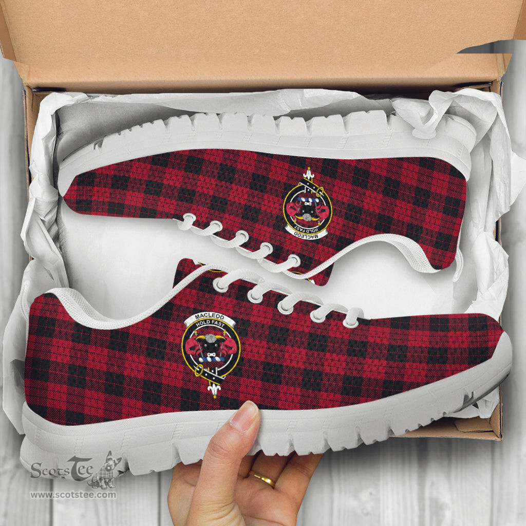 ScotsTee Shop Scottish MacLeod Black and Red Clan Crest Tartan Sneakers Tartan Casual Shoes