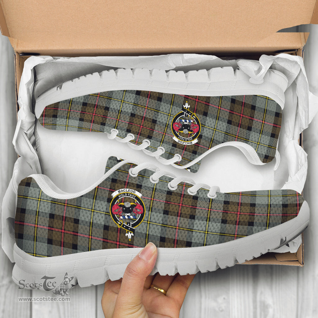 ScotsTee Shop Scottish MacLeod of Harris Weathered Clan Crest Tartan Sneakers Tartan Casual Shoes