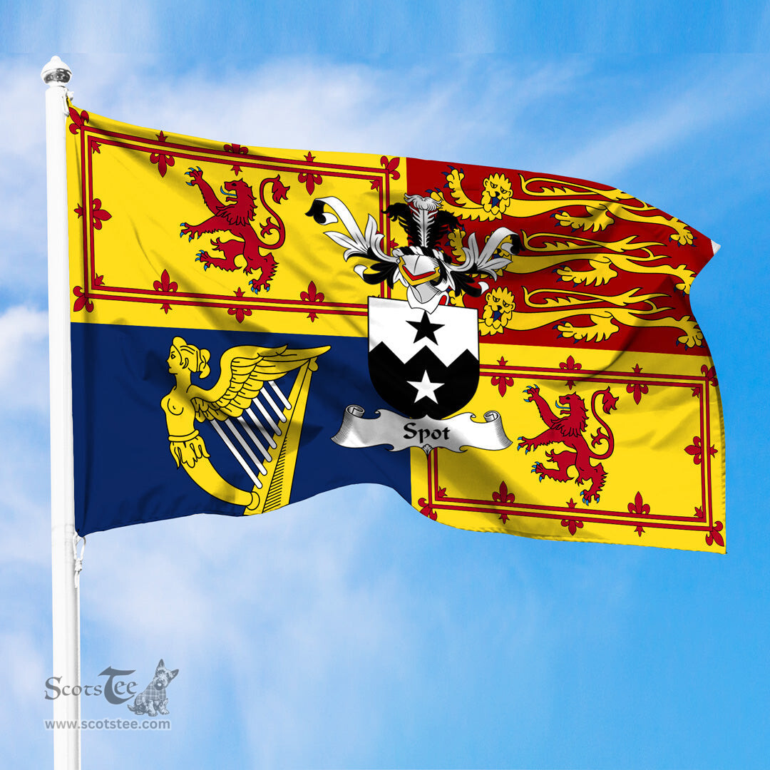 ScotsTee Shop Scottish Spot Clan Family Crest Royal Standard of the United Kingdom for use in Scotland Flag