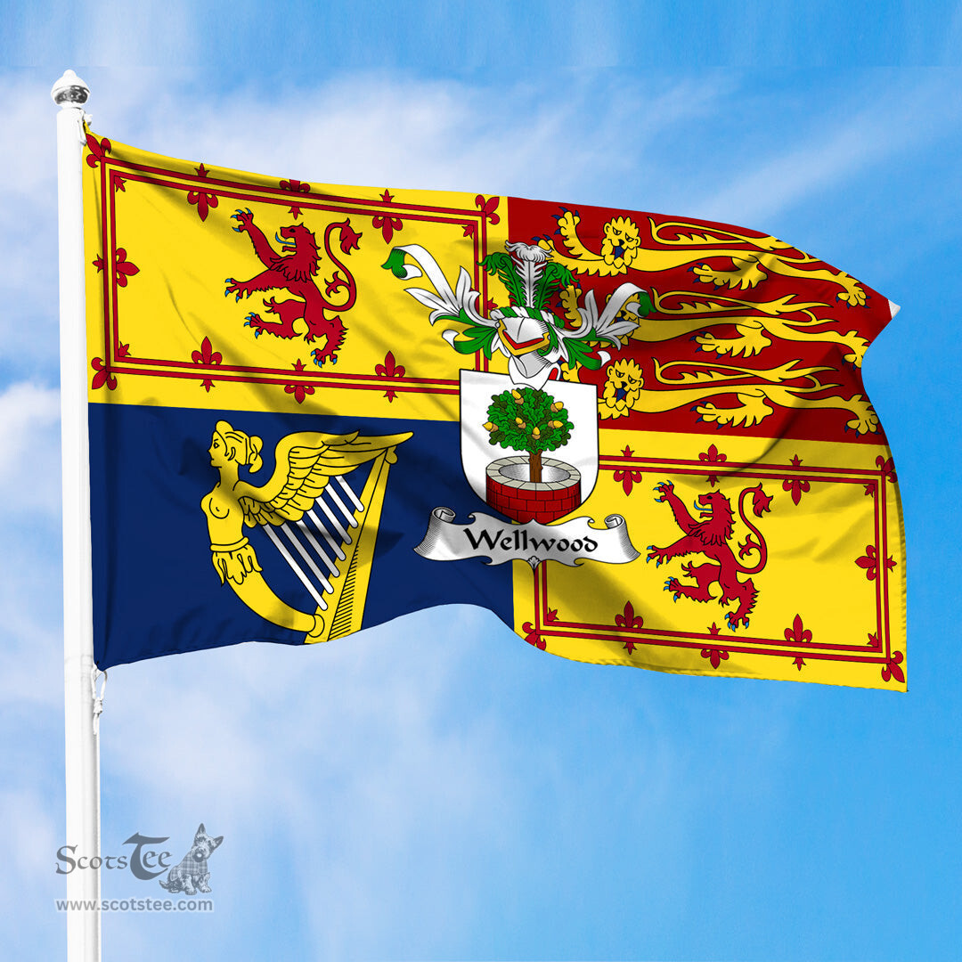 ScotsTee Shop Scottish Wellwood Clan Family Crest Royal Standard of the United Kingdom for use in Scotland Flag