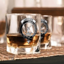 ScotsTee Shop Scottish Lumsden Modern Clan Crest Decanter Set Scottish Glass Decanter and Glasses in Thistle Wooden Box