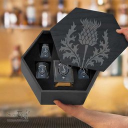 ScotsTee Shop Scottish MacQuarrie Modern Clan Crest Decanter Set Scottish Glass Decanter and Glasses in Thistle Wooden Box
