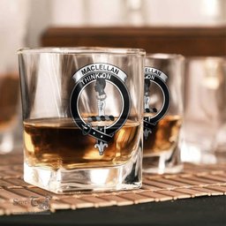 ScotsTee Shop Scottish MacLellan Ancient Clan Crest Decanter Set Scottish Glass Decanter and Glasses in Thistle Wooden Box