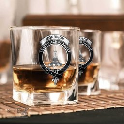 ScotsTee Shop Scottish Morrison Ancient Clan Crest Decanter Set Scottish Glass Decanter and Glasses in Thistle Wooden Box