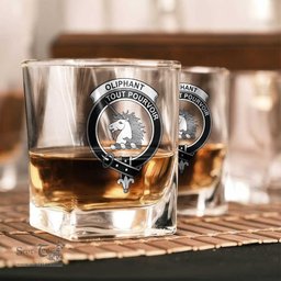 ScotsTee Shop Scottish Oliphant Modern Clan Crest Decanter Set Scottish Glass Decanter and Glasses in Thistle Wooden Box