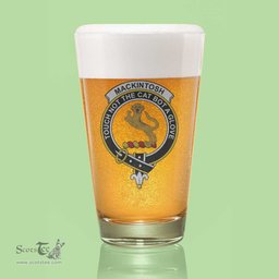 ScotsTee Shop Scottish MacKintosh Hunting Modern Clan Crest Scottish Beer Glass