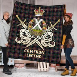 ScotsTee Shop Scottish Cameron Highlanders of Ottawa Clan Crest Tartan Quilt The Golden Sword of Courageous Legacy Quilt
