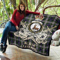 ScotsTee Shop Scottish Blair Dress Clan Crest Tartan Quilt The Golden Sword of Courageous Legacy Quilt