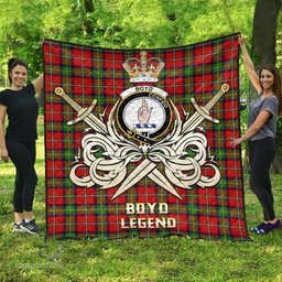 ScotsTee Shop Scottish Boyd Modern Clan Crest Tartan Quilt The Golden Sword of Courageous Legacy Quilt