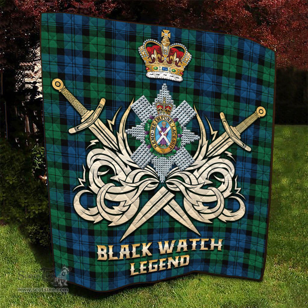 ScotsTee Shop Scottish Black Watch Ancient Clan Crest Tartan Quilt The Golden Sword of Courageous Legacy Quilt