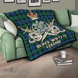 ScotsTee Shop Scottish Black Watch Ancient Clan Crest Tartan Quilt The Golden Sword of Courageous Legacy Quilt