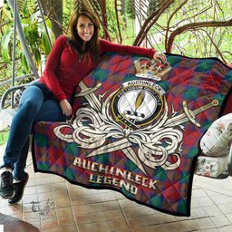 ScotsTee Shop Scottish Auchinleck Clan Crest Tartan Quilt The Golden Sword of Courageous Legacy Quilt