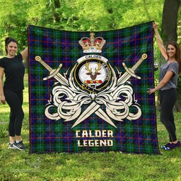 ScotsTee Shop Scottish Calder Modern Clan Crest Tartan Quilt The Golden Sword of Courageous Legacy Quilt