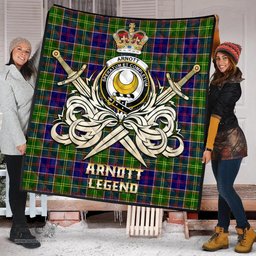 ScotsTee Shop Scottish Arnott Clan Crest Tartan Quilt The Golden Sword of Courageous Legacy Quilt